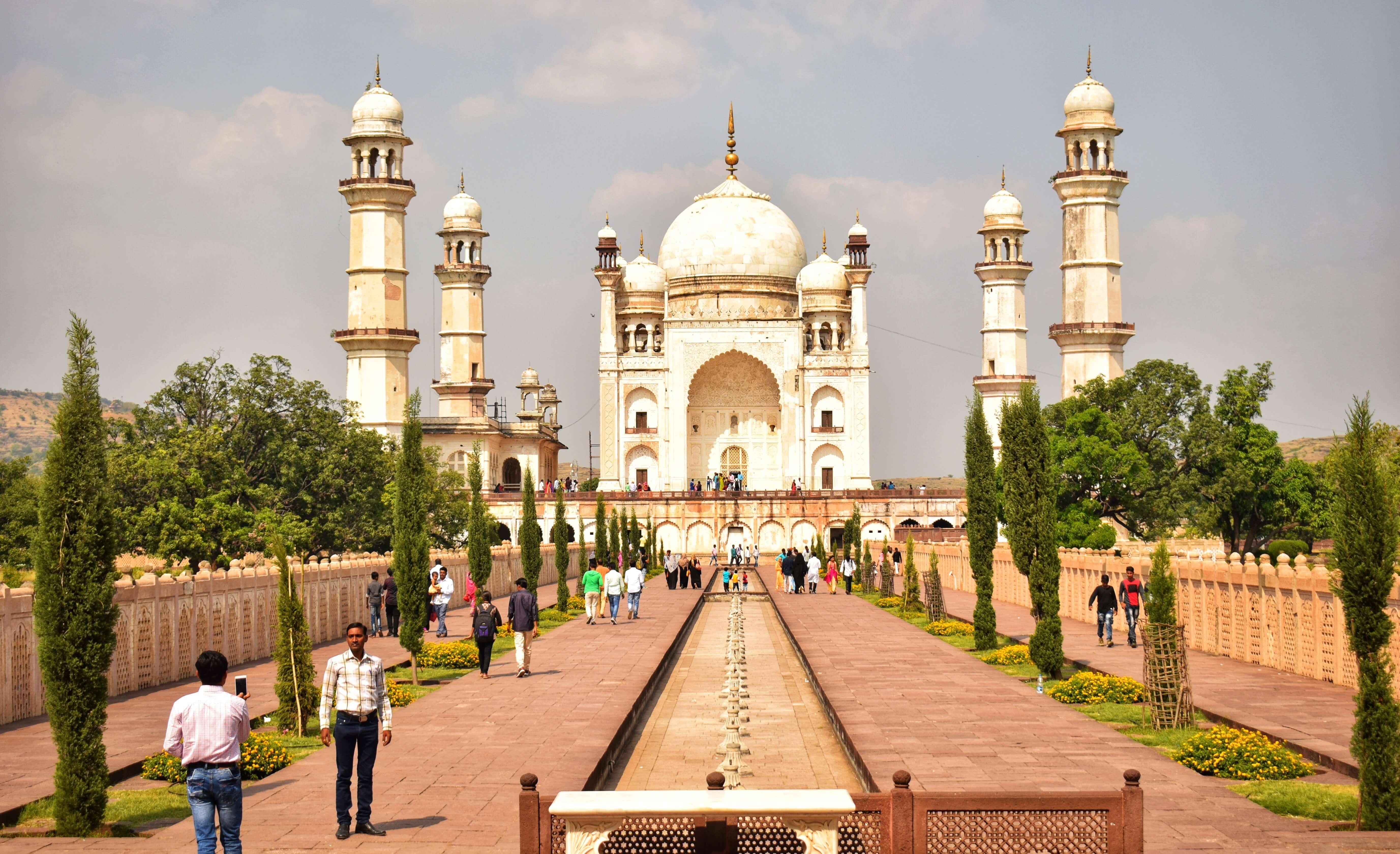 Bibi ka Maqbara - Aurangabad, Maharashtra, India