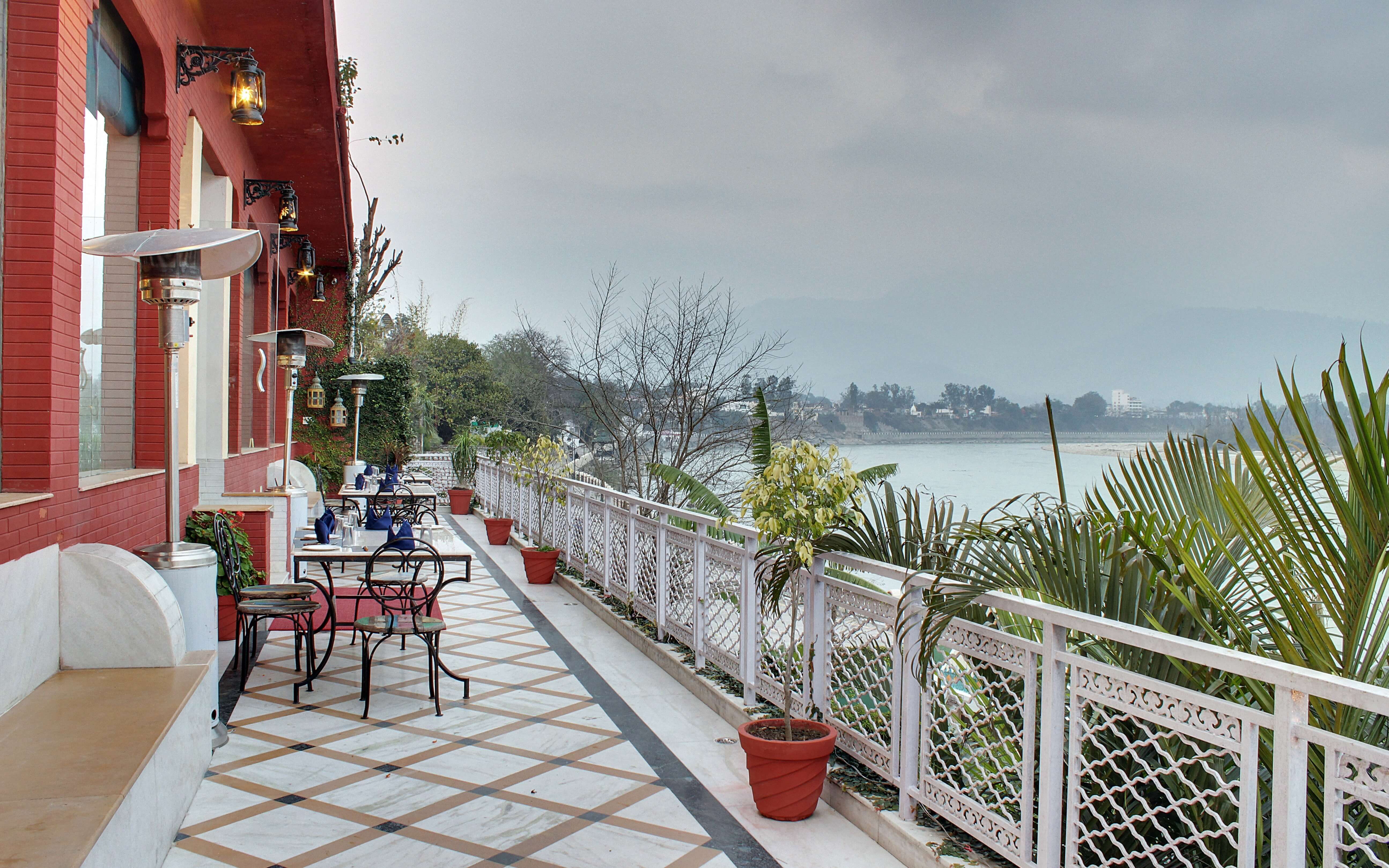 Ganga Kinare, Rishikesh, India